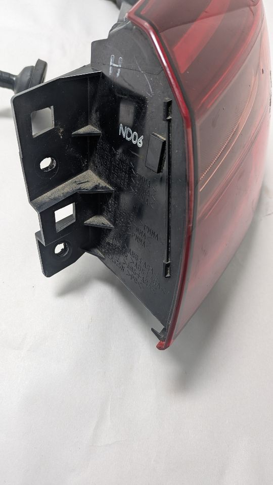 2021 INFINITI Q50 3.0L 6cyl Turbo Gasoline Right TAIL LAMP - 443419 — photo 3