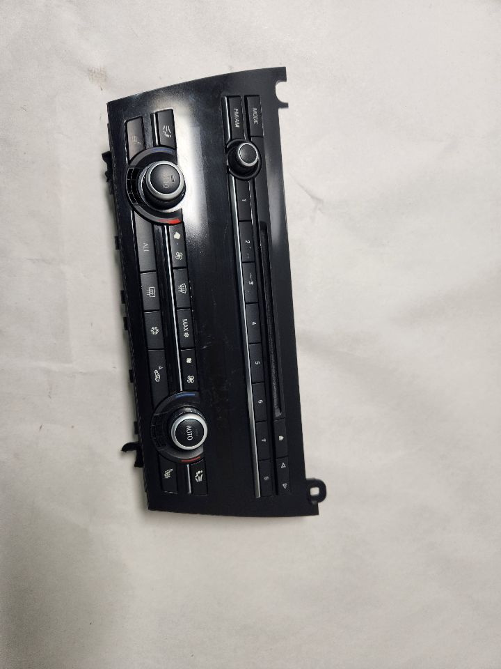 2010 BMW 550i GT 8cyl Gasoline Turbo 4.4 TEMP CONTROL - 443516