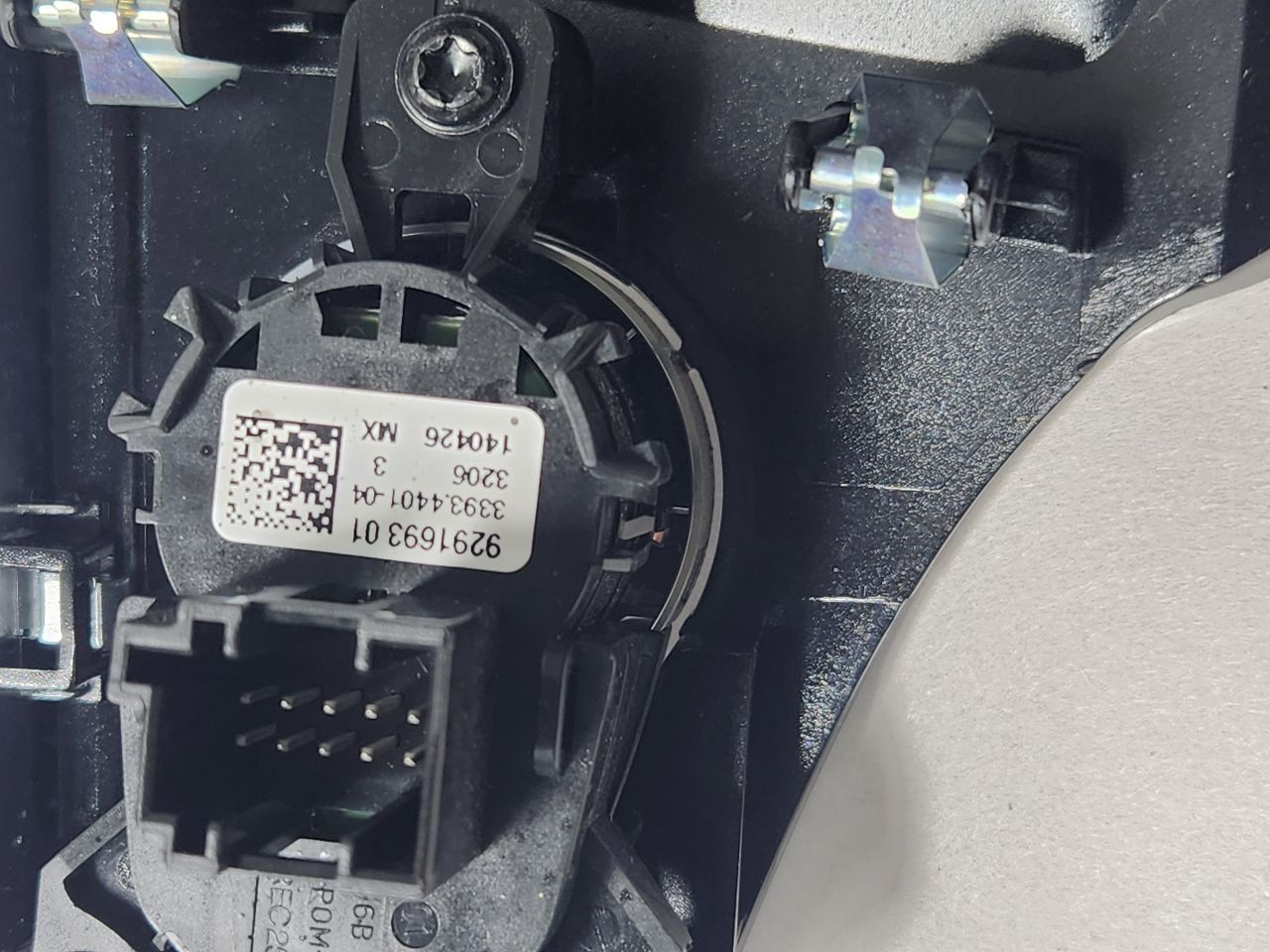2014 BMW X3 4cyl Gasoline Turbo 2.0 Dsh/Int/Seat Switch - 443543 — photo 5