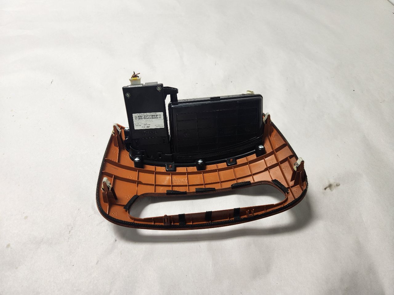 2012 HYUNDAI GENESIS Console, Front - 443593 — photo 4