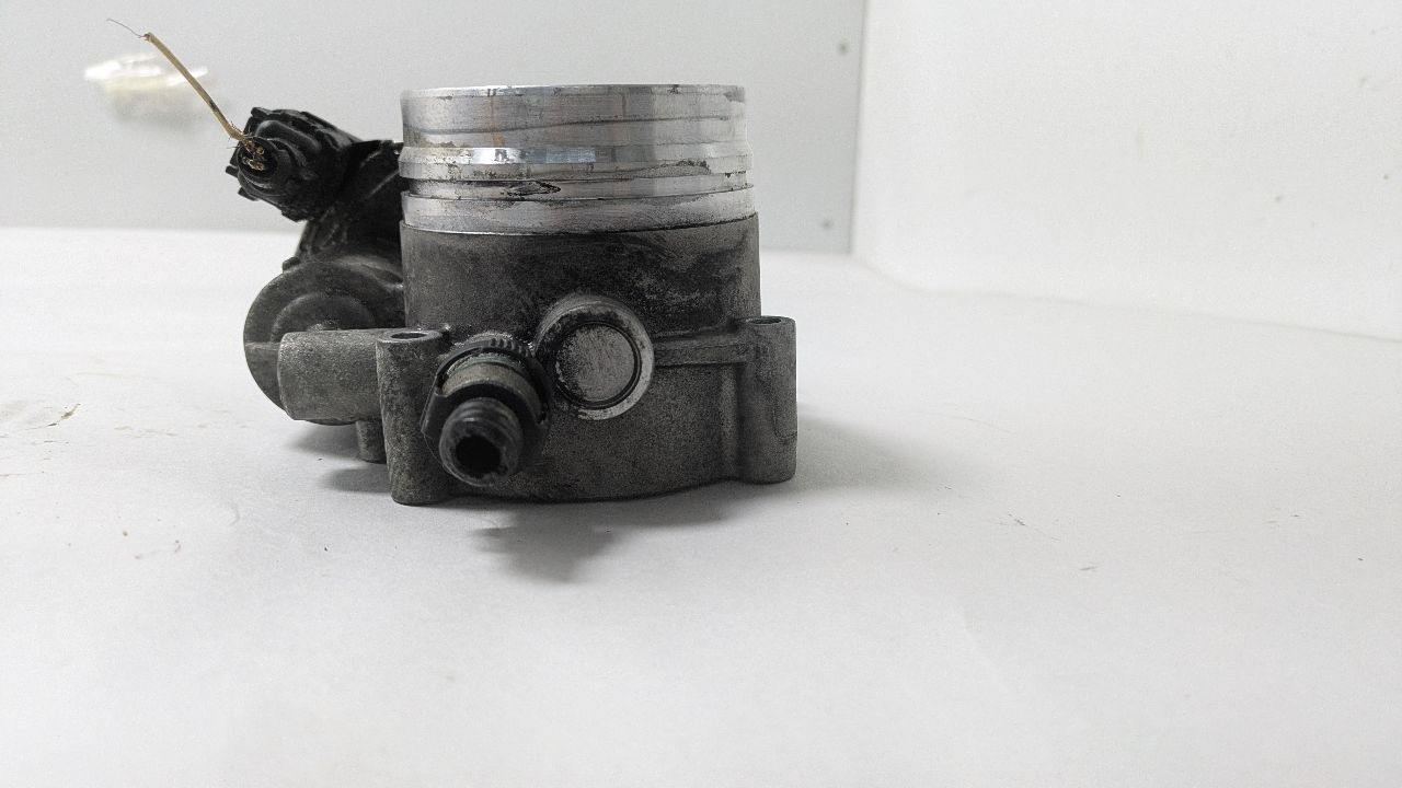 2010 BMW 535i 6cyl Gasoline Turbo 3.0 THROTTLE BODY ASSY - 443635 — photo 5