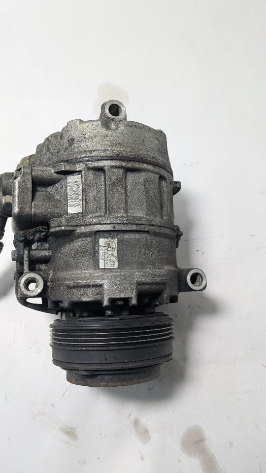 2005 BMW X3 6cyl Gasoline 3.0 AC COMPRESSOR - 443700 — photo 3