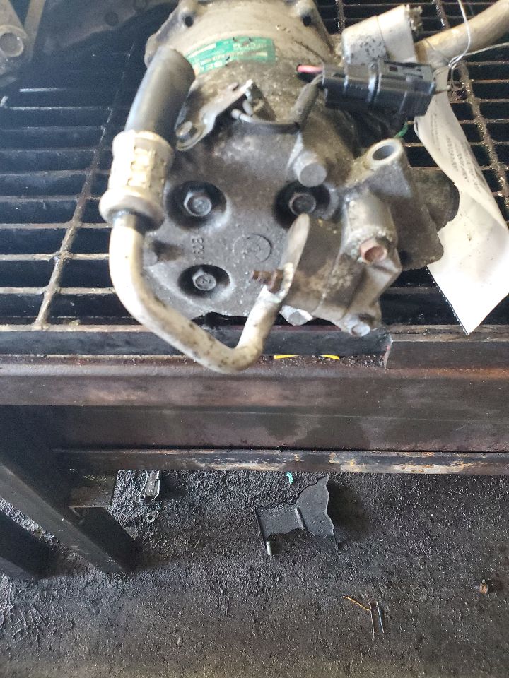 2011 ACURA RDX AC COMPRESSOR - 444013 — photo 2