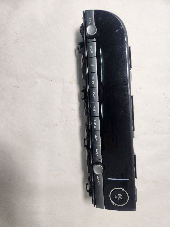 2025 HYUNDAI IONIQ 5 Radio Audio - 444243 — photo 1
