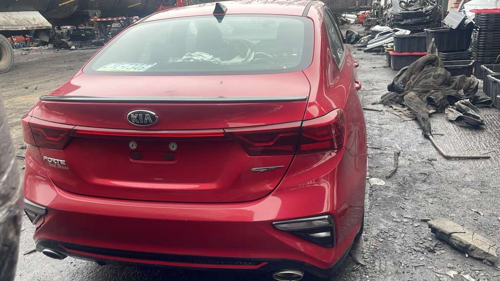 2021 KIA FORTE 1.6L 4cyl Turbo Gasoline BUMPER ASSY, FRONT - 444605 — photo 5