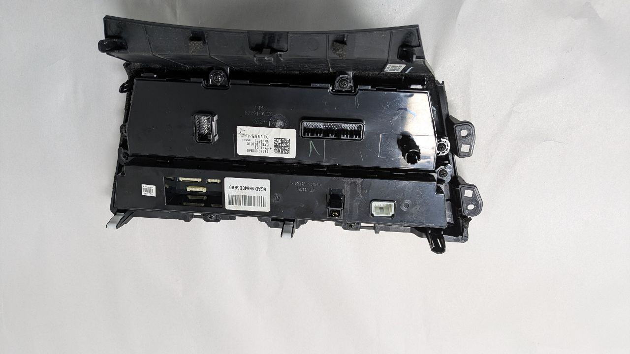 2020 KIA OPTIMA TEMP CONTROL - 444730 — photo 6