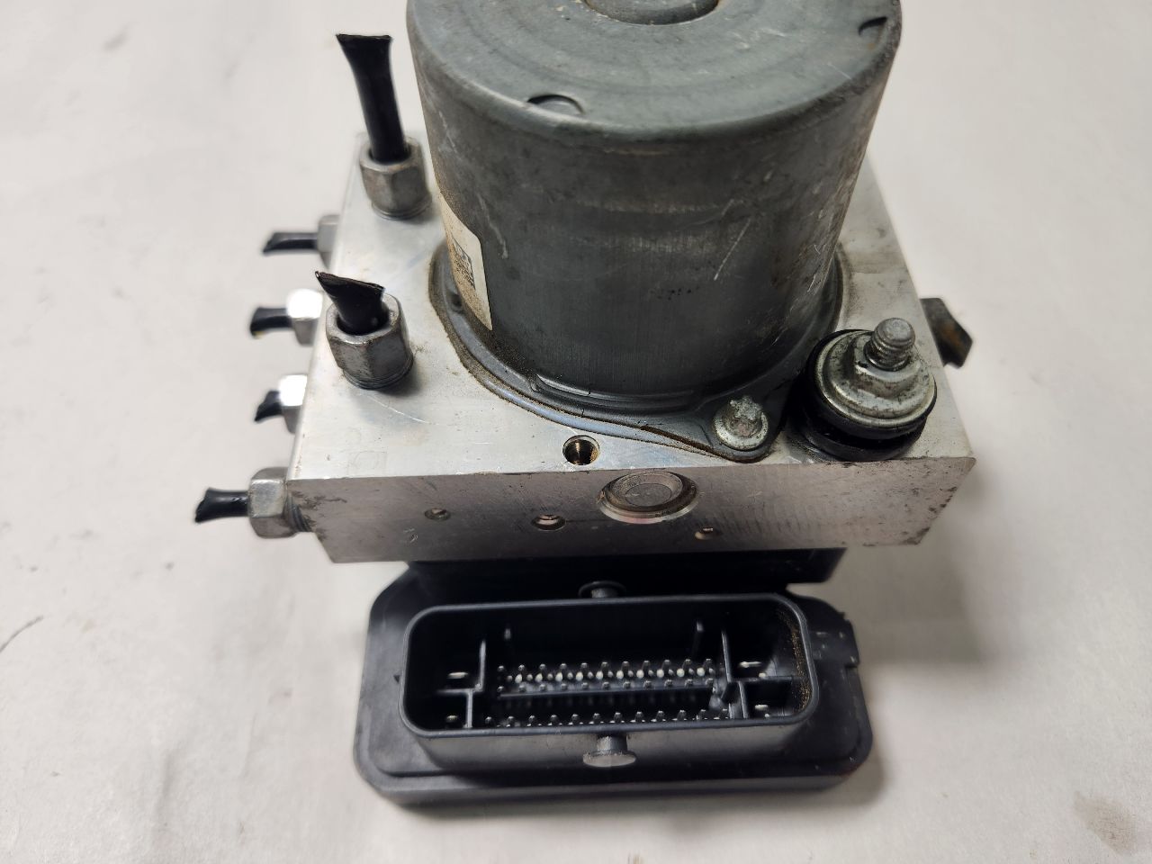 2016 CHRYSLER 200 Anti-lock Brake Pts - 444768 — photo 2