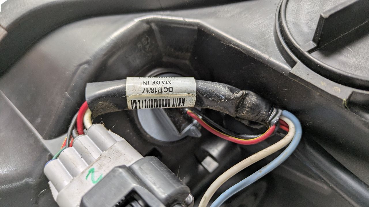 2020 SUBARU ASCENT Left HEADLAMP ASSEMBLY - 444900 — photo 2