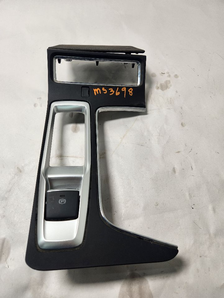 2020 SUBARU ASCENT Console, Front - 444988 — photo 2