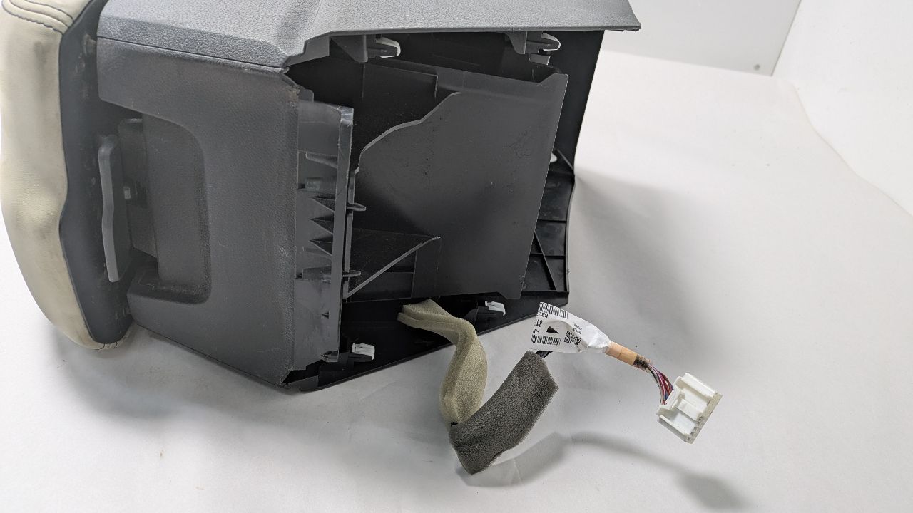 2020 SUBARU ASCENT Armrest - 444989 — photo 4