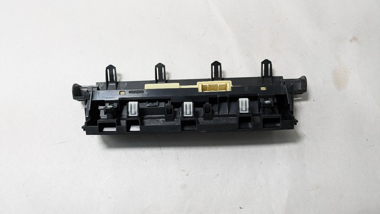 2020 SUBARU ASCENT Dsh/Int/Seat Switch - 444995 — photo 2