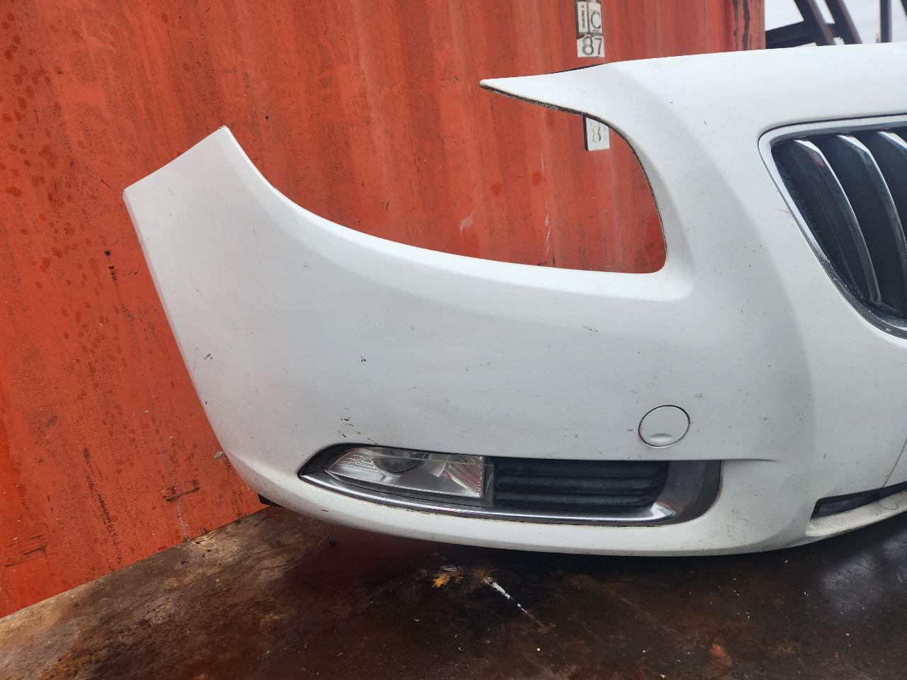 2011 BUICK REGAL BUMPER ASSY, FRONT - 445226 — photo 2