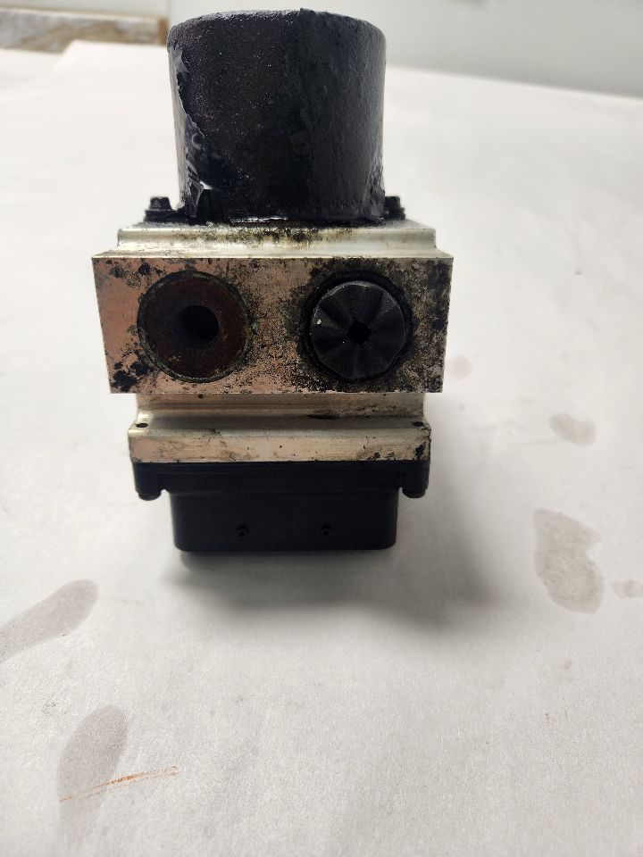 2013 FORD E250 VAN Anti-lock Brake Pts - 445269 — photo 2
