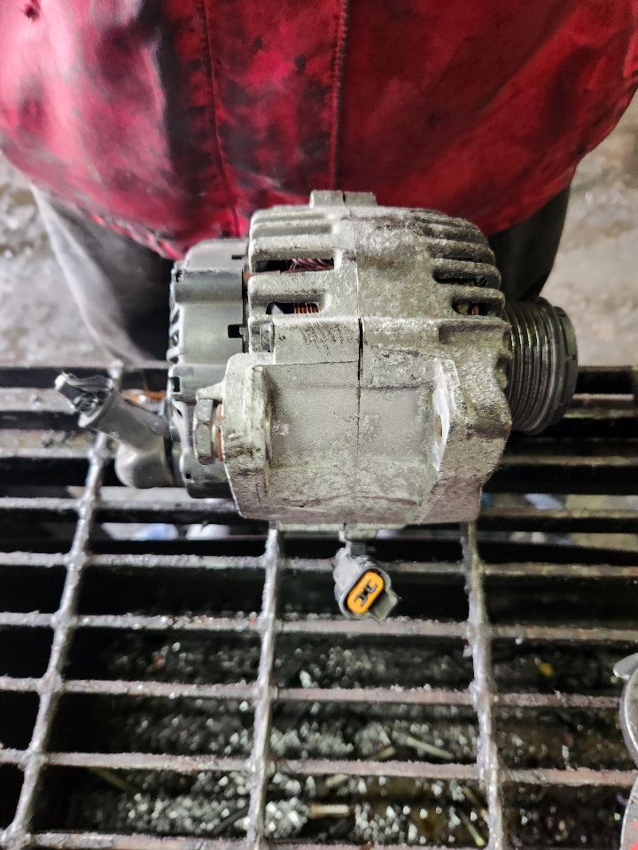 2011 HYUNDAI SONATA ALTERNATOR - 445355 — photo 4