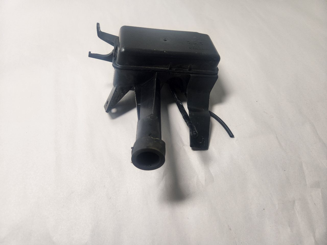 2024 HONDA ACCORD 1.5L 4cyl Turbo Gasoline Wash Reservoir Assy - 445449 — photo 1