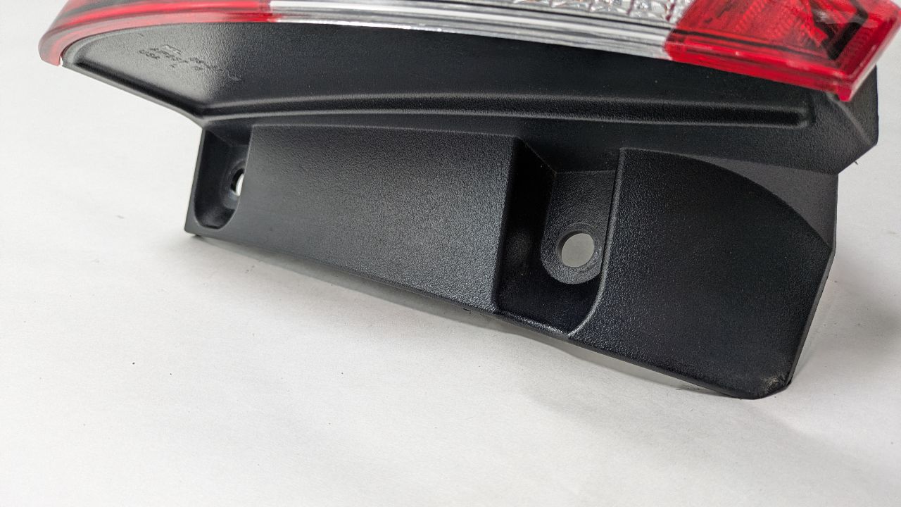 2018 TOYOTA SIENNA Left TAIL LAMP - 445505 — photo 2