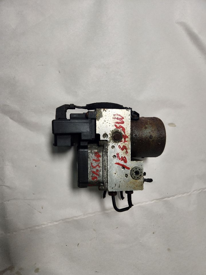 2008 LINCOLN & TOWN CAR 8cyl Gasoline 4.6 Anti-lock Brake Pts - 445642 — photo 1