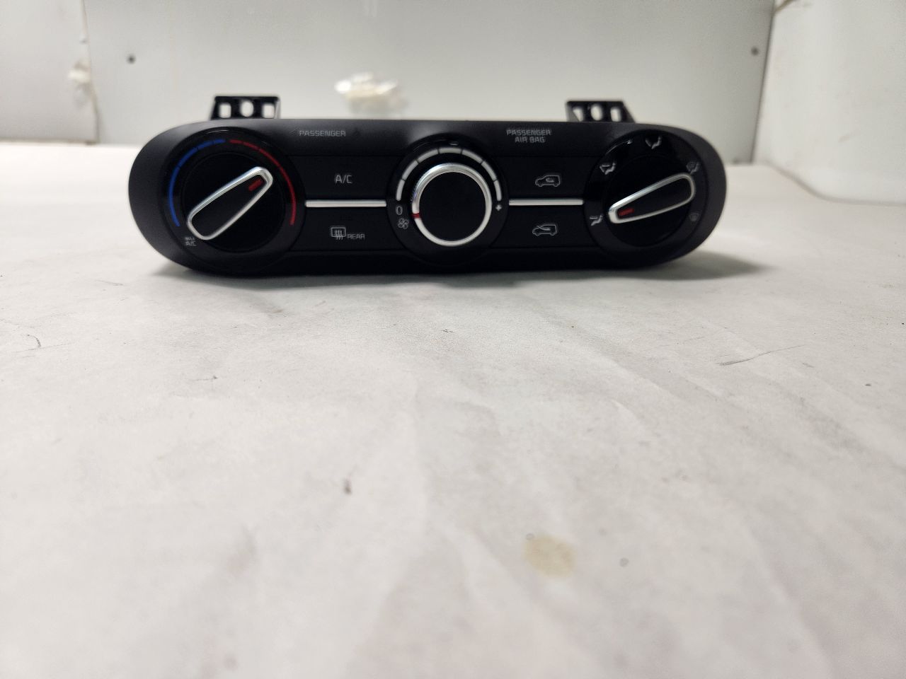 2023 KIA SOUL TEMP CONTROL - 445663