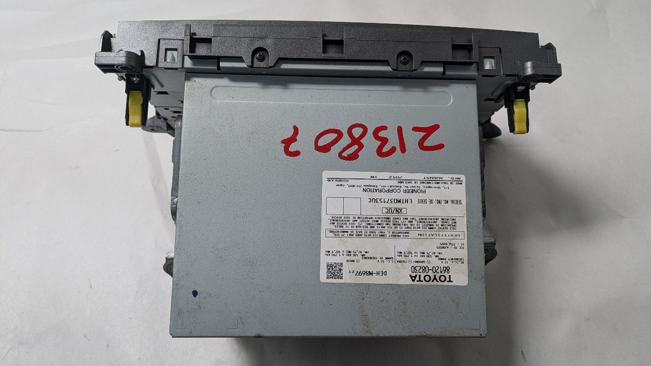 2013 TOYOTA SIENNA 6cyl Gasoline 3.5 Radio Audio - 445825 — photo 5