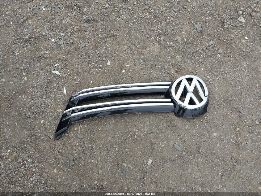 2016 VOLKSWAGEN TIGUAN EXHAUST MANIFOLD - 446171 — photo 1