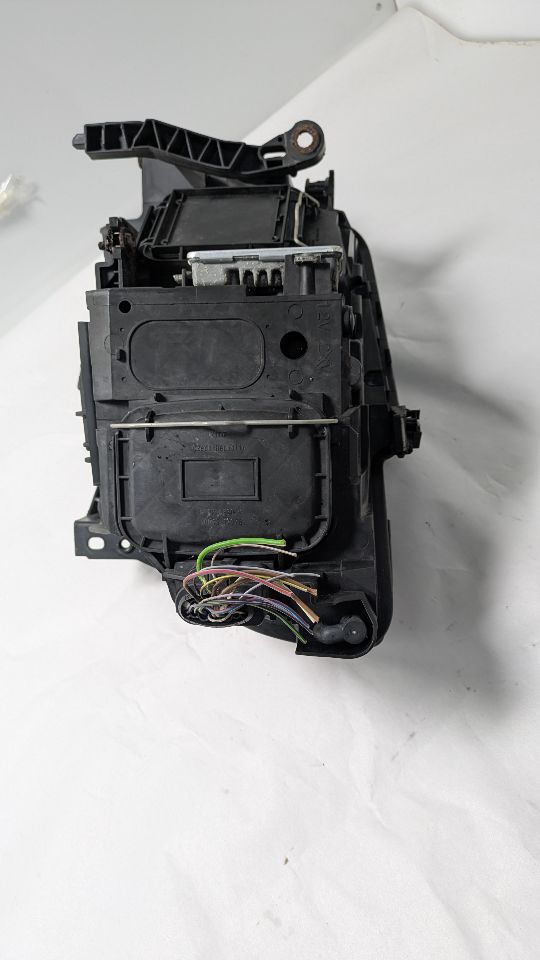 2012 AUDI Q5 Right HEADLAMP ASSEMBLY - 446260 — photo 8
