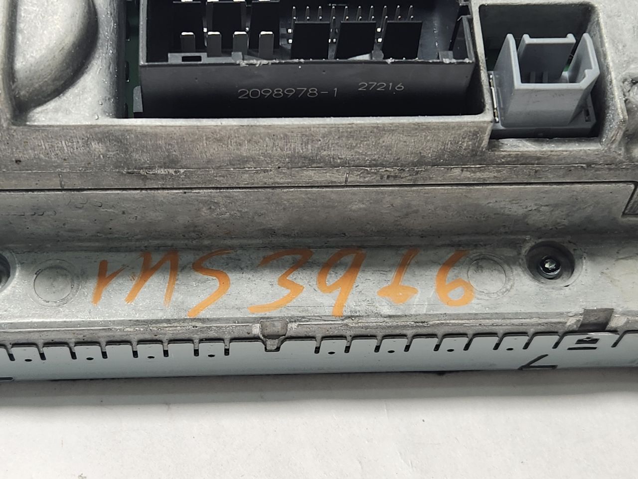 2017 CHRYSLER 200 Radio Audio - 446665 — photo 7
