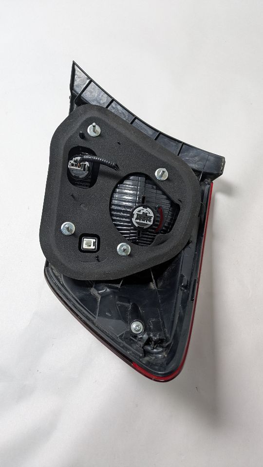 2015 HONDA CIVIC Left TAIL LAMP - 446739 — photo 4