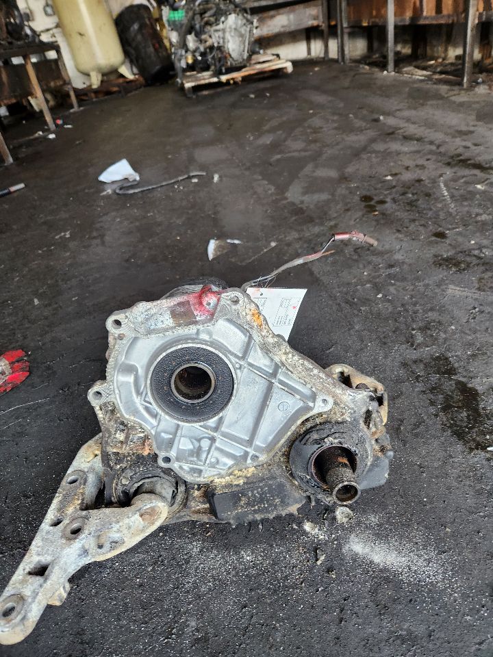 2020 BMW X7 TRANSFER CASE ASSY - 446928 — photo 3