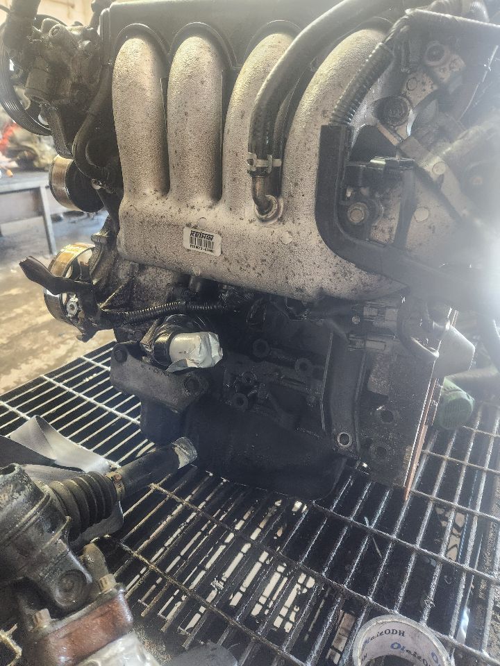 2003 HONDA ELEMENT ENGINE ASSEMBLY - 446950 — photo 4