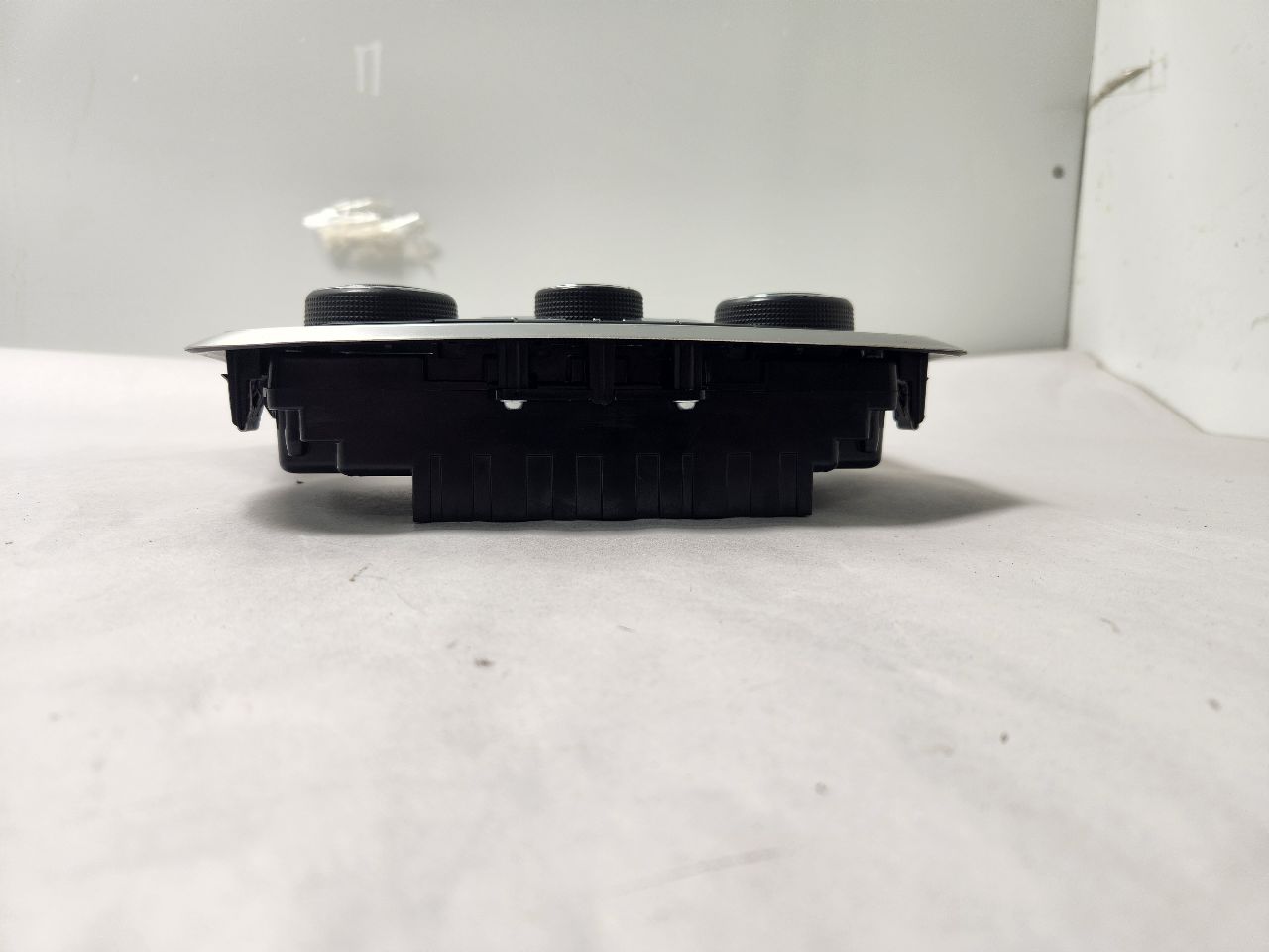 2017 GMC ACADIA TEMP CONTROL - 447218 — photo 3