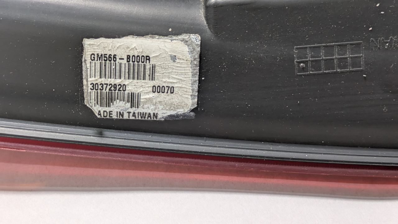 2007 CADILLAC ESCALADE Right TAIL LAMP - 447241 — photo 4