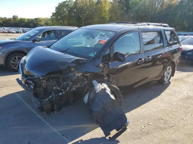 2018 TOYOTA SIENNA Right DOOR ASSEMBLY, FR - 447250