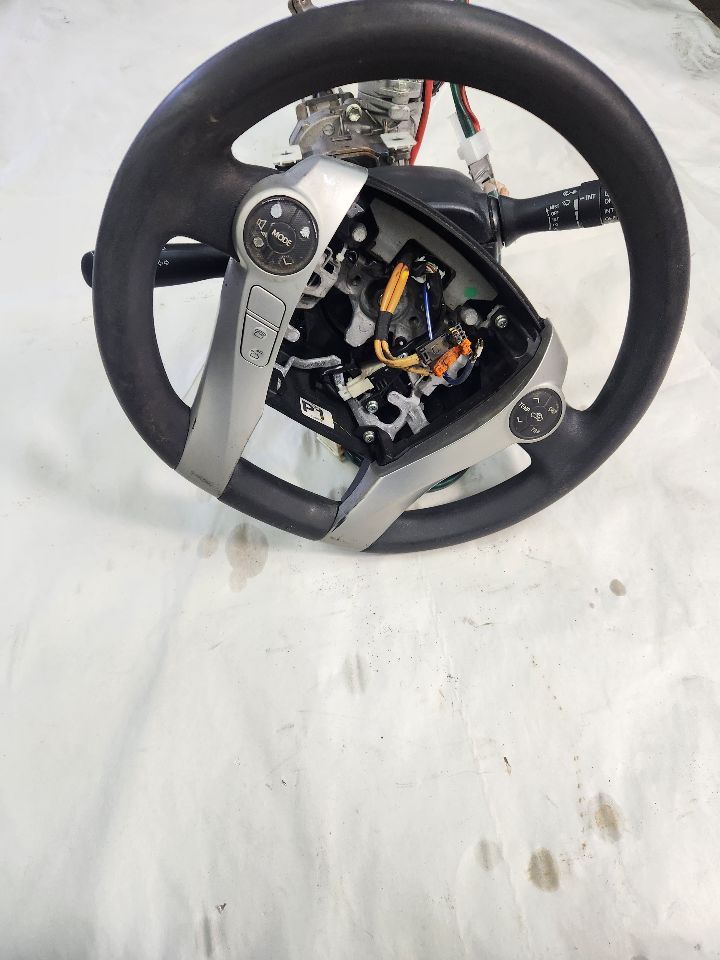 2013 TOYOTA PRIUS STEERING COLUMN - 447381 — photo 1
