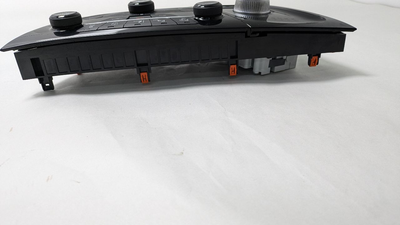 2018 CHRYSLER PACIFICA TEMP CONTROL - 447589 — photo 6