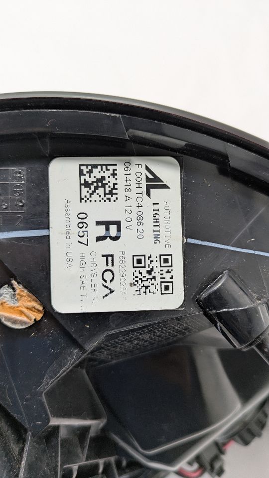 2018 CHRYSLER PACIFICA Right TAIL LAMP - 447594 — photo 5