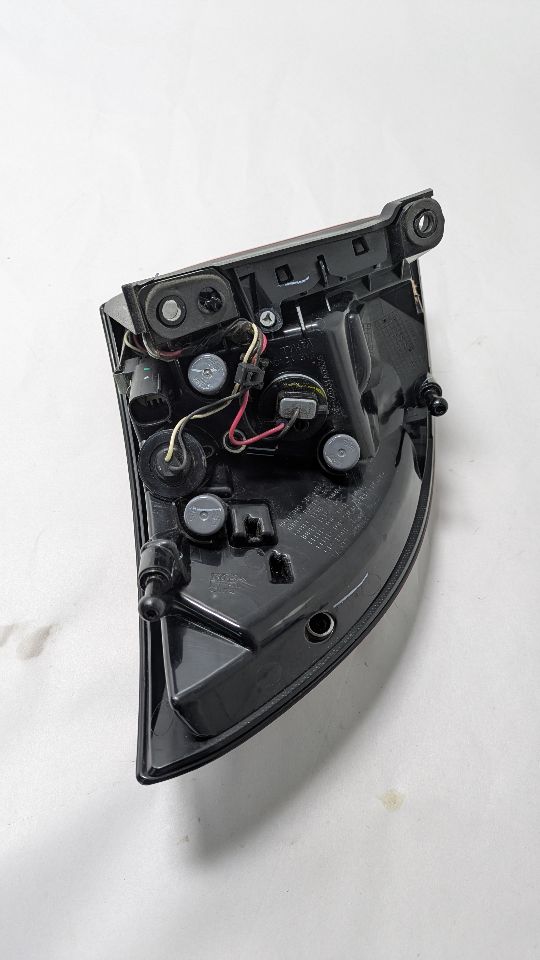2018 CHRYSLER PACIFICA Right TAIL LAMP - 447594 — photo 6