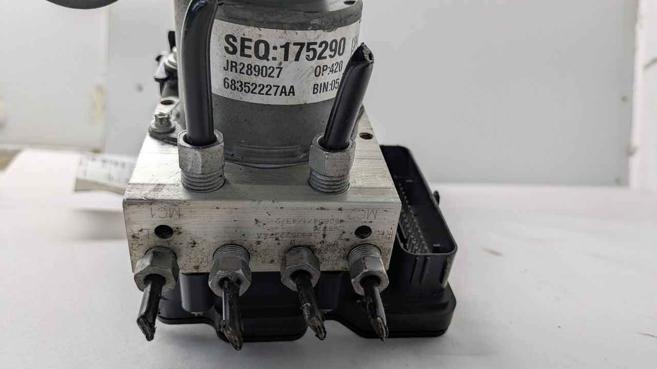 2018 CHRYSLER PACIFICA Anti-lock Brake Pts - 447605 — photo 3