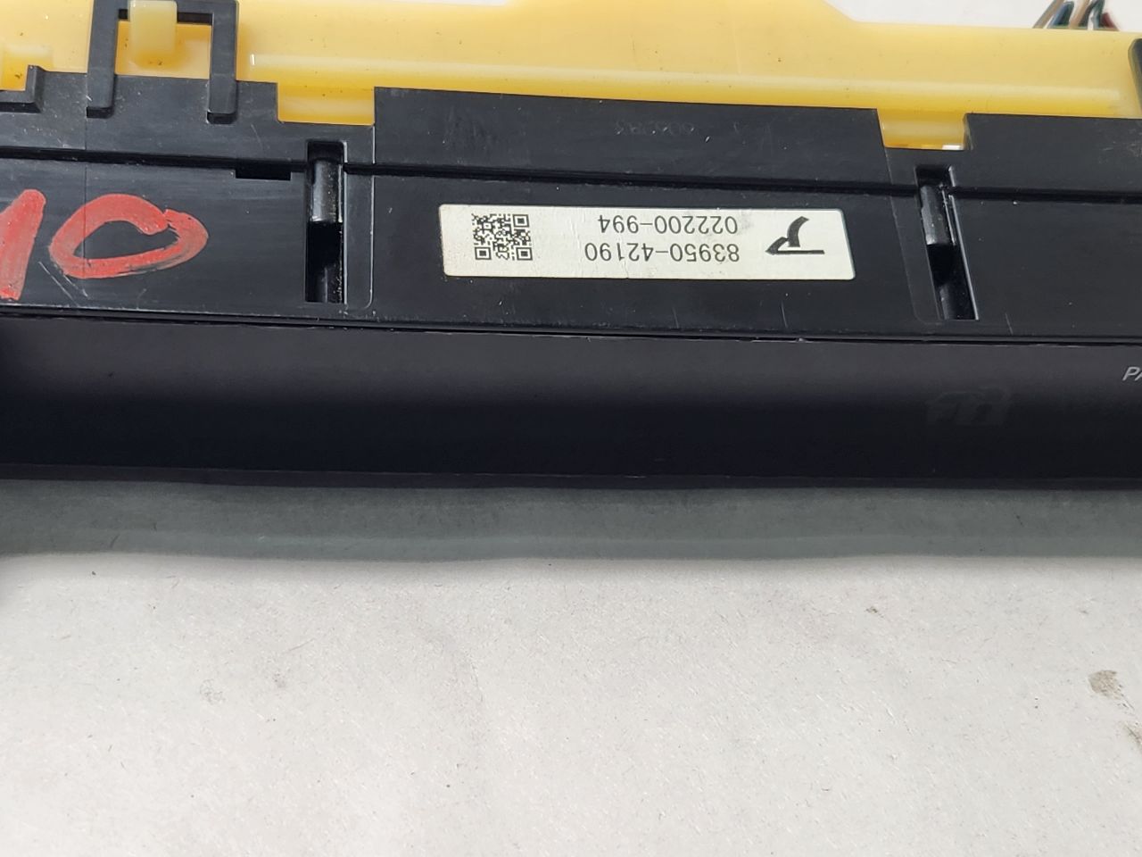 2016 TOYOTA RAV4 Dsh/Int/Seat Switch - 447669 — photo 3