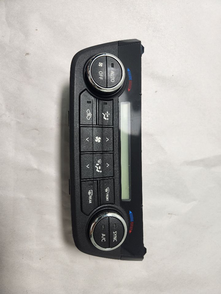 2016 TOYOTA RAV4 TEMP CONTROL - 447671 — photo 1