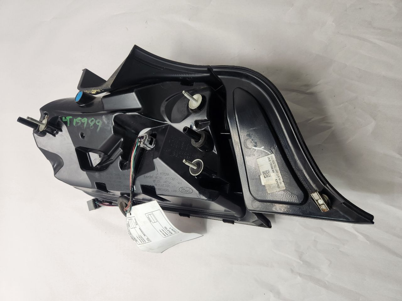 2022 FORD MUSTANG 4cyl Gasoline Turbo 2.3 Right TAIL LAMP - 447704 — photo 3