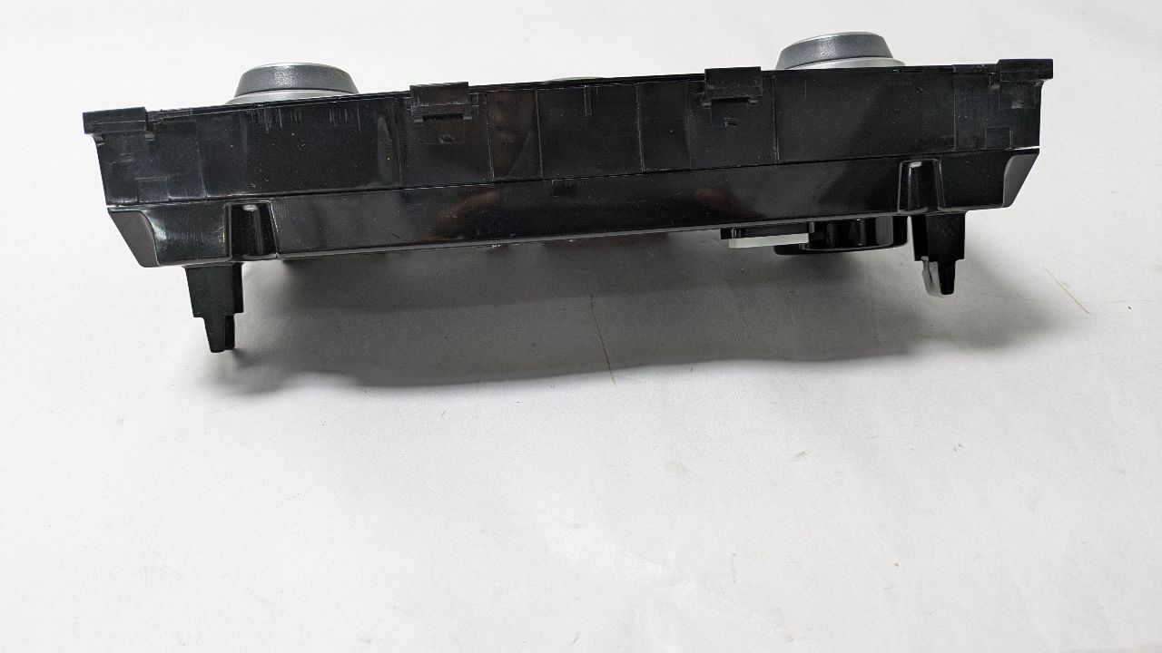 2017 SUBARU LEGACY TEMP CONTROL - 447883 — photo 2