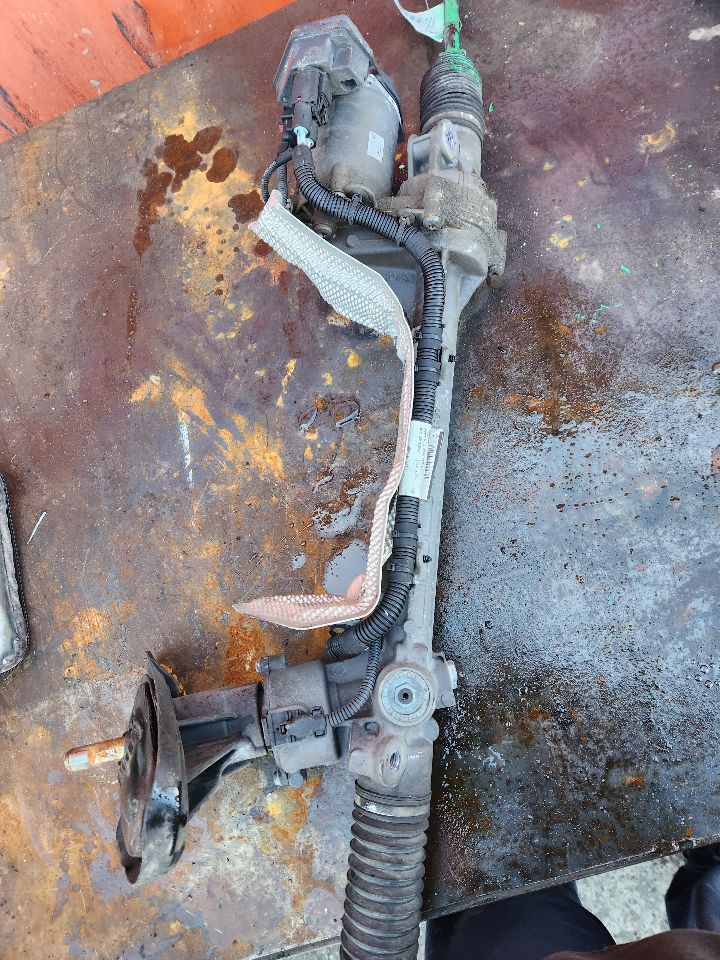 2016 VOLVO S60 STEERING GEAR RACK - 447991