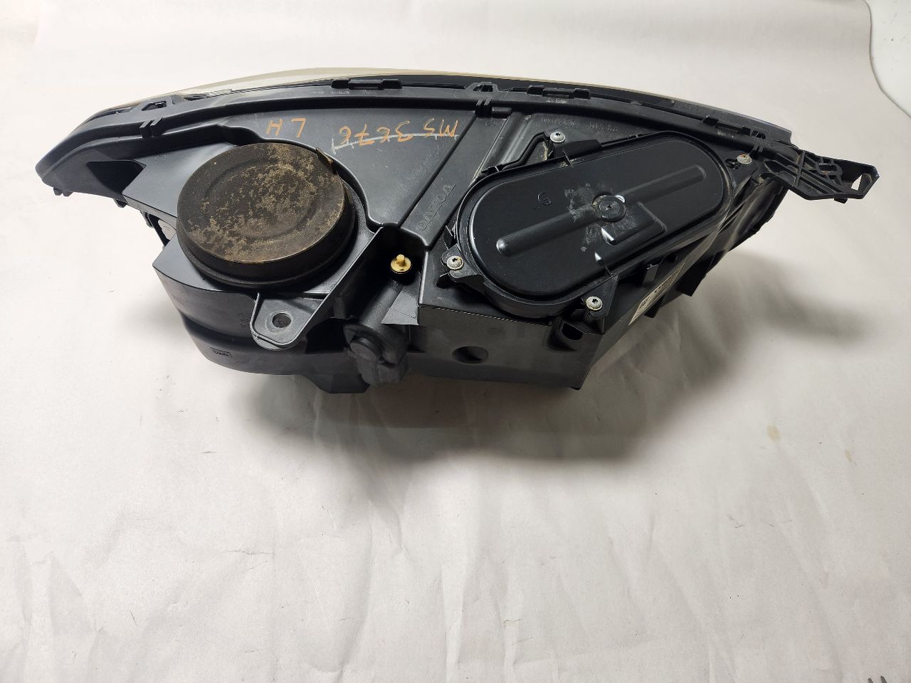 2016 VOLVO XC90 Left HEADLAMP ASSEMBLY - 448970 — photo 2