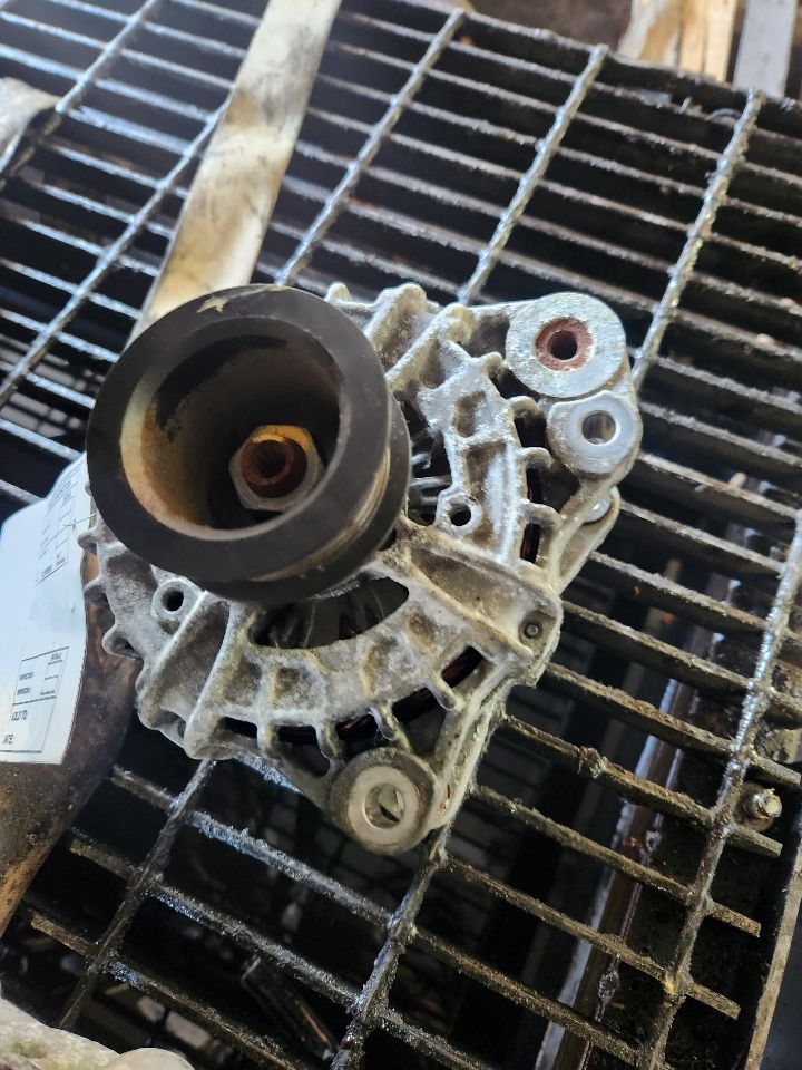 2016 VOLVO XC90 ALTERNATOR - 449030 — photo 2