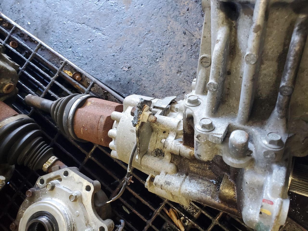 2014 MITSUBISHI OUTLANDER TRANSFER CASE ASSY - 449048 — photo 6