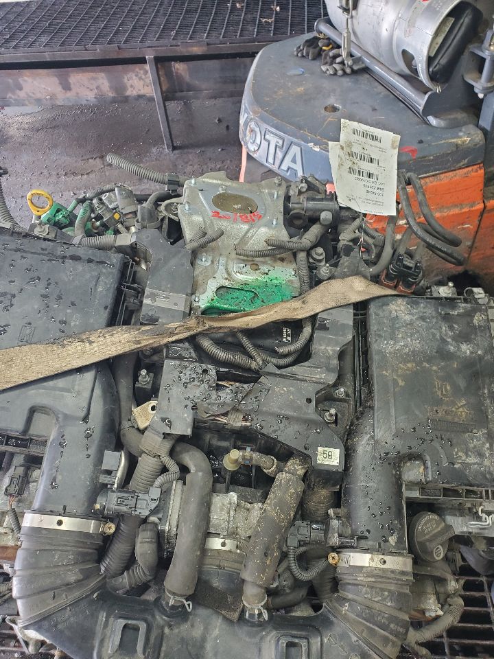 2010 LEXUS LS460 8cyl Gasoline 4.6 ENGINE ASSEMBLY - 449410 — photo 3