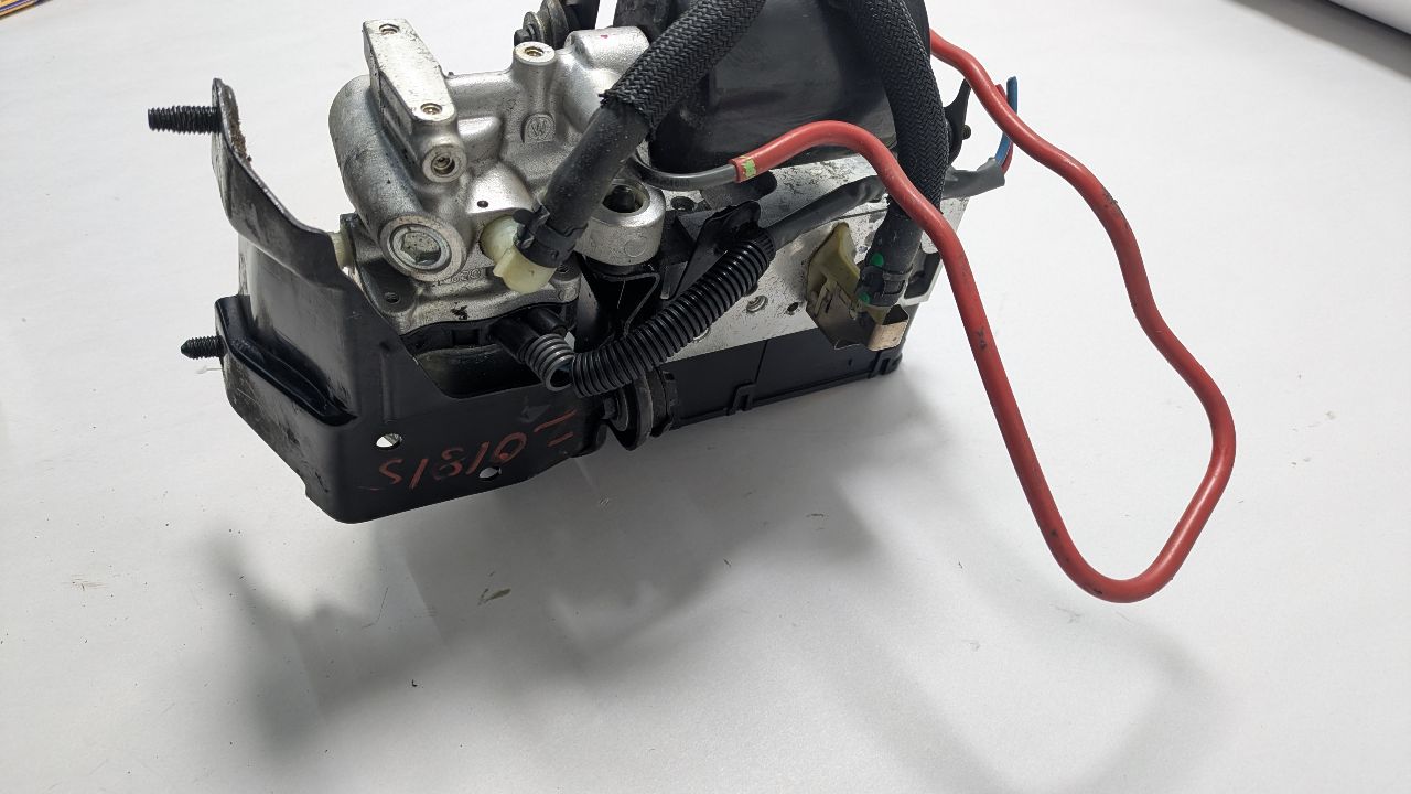 2010 LEXUS LS460 8cyl Gasoline 4.6 Anti-lock Brake Pts - 449420 — photo 6