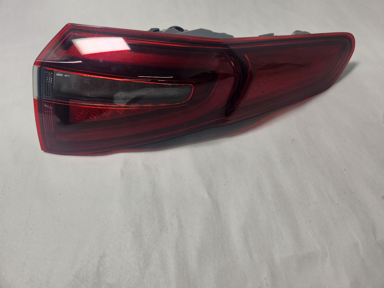 2019 ALFA-ROMEO STELVIO 2.0L 4cyl Turbo Gasoline Right TAIL LAMP - 449464