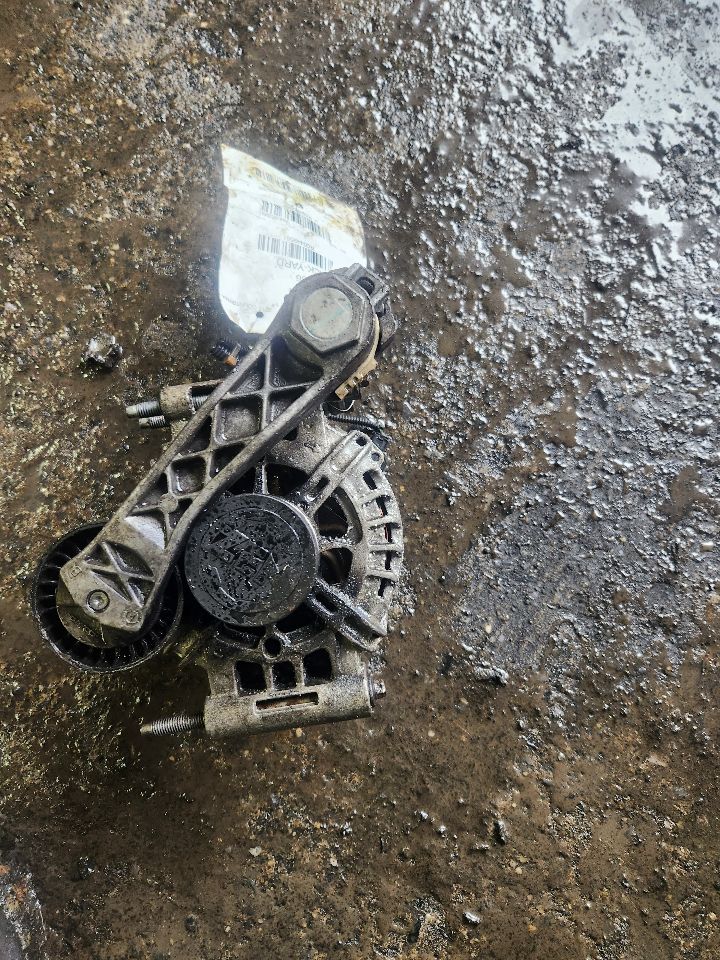 2015 MINI COOPER COUNTRYMAN 4cyl Gasoline Turbo 1.6 ALTERNATOR - 449561