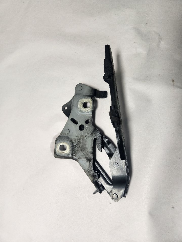 2021 AUDI S4 HOOD HINGE - 449811 — photo 2